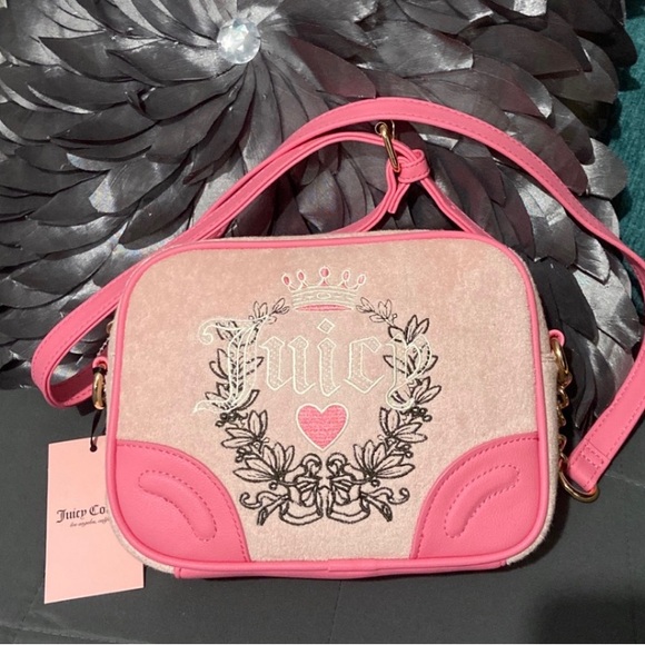 Juicy Couture Handbags - Juicy Couture Pink Shoulder Bag
